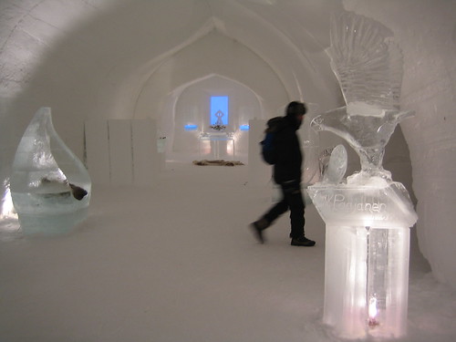 ice gallery in lapponia 01