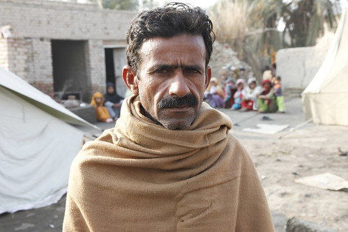 Punhal, aged 42, from Jacobabad, Pakistan